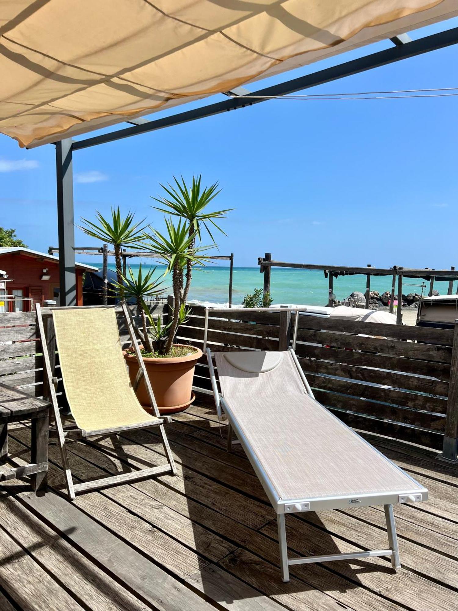 Appartamento Con Accesso Privato Spiaggia Savona Exterior photo